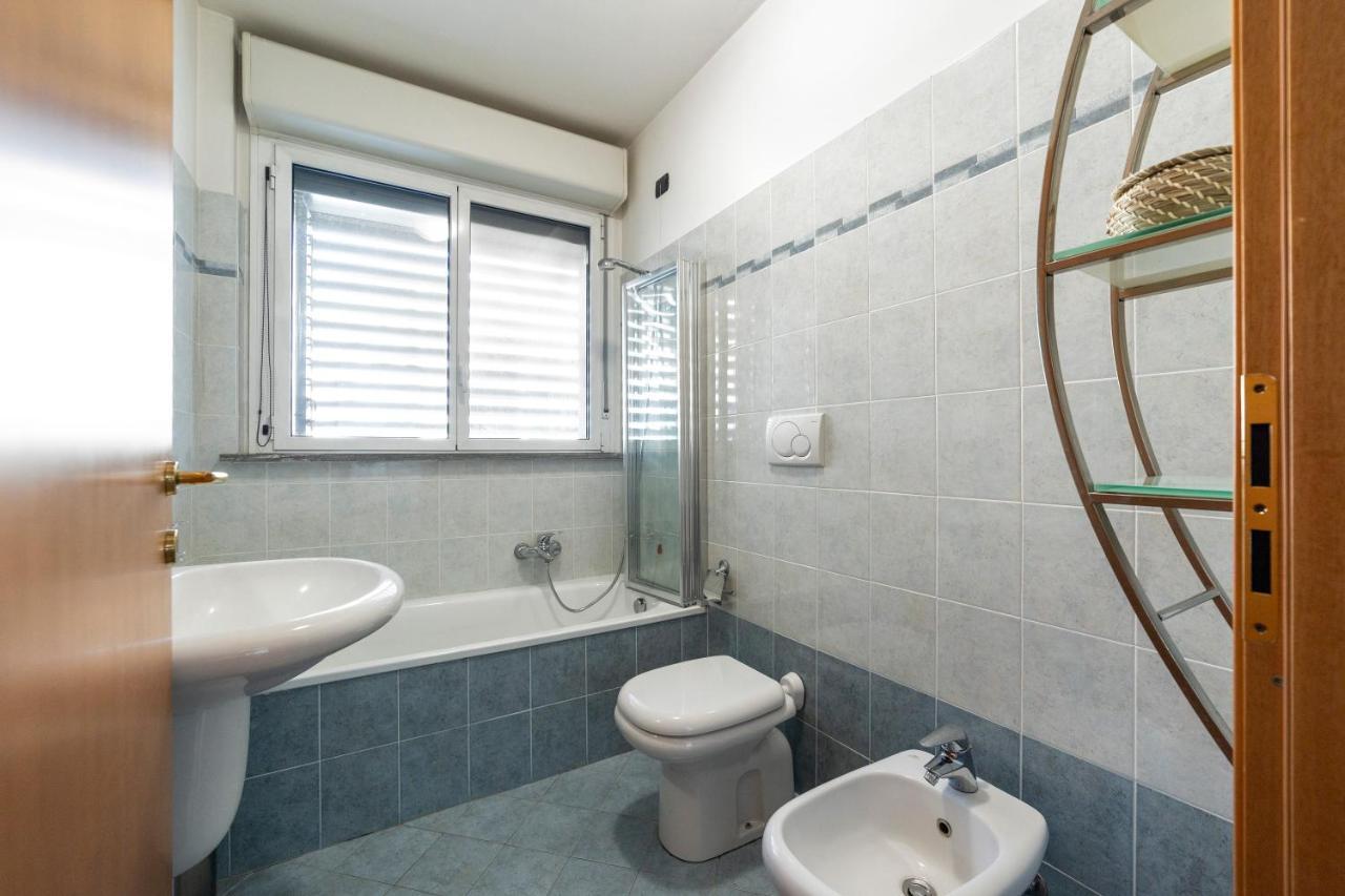 Milano Rogoredo Apt With Terrace!アパートメント エクステリア 写真